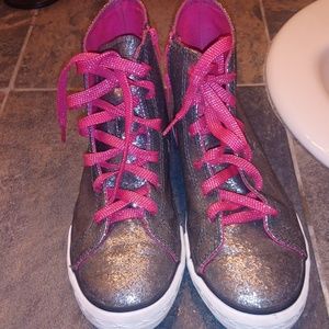 Silver sparkly converse